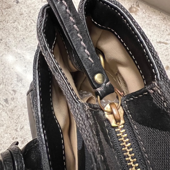 Coach. EUC. "Madeline Hampton" Handbag. Signature Black Jacquard Canvas.15"X7.5" - Picture 5 of 11